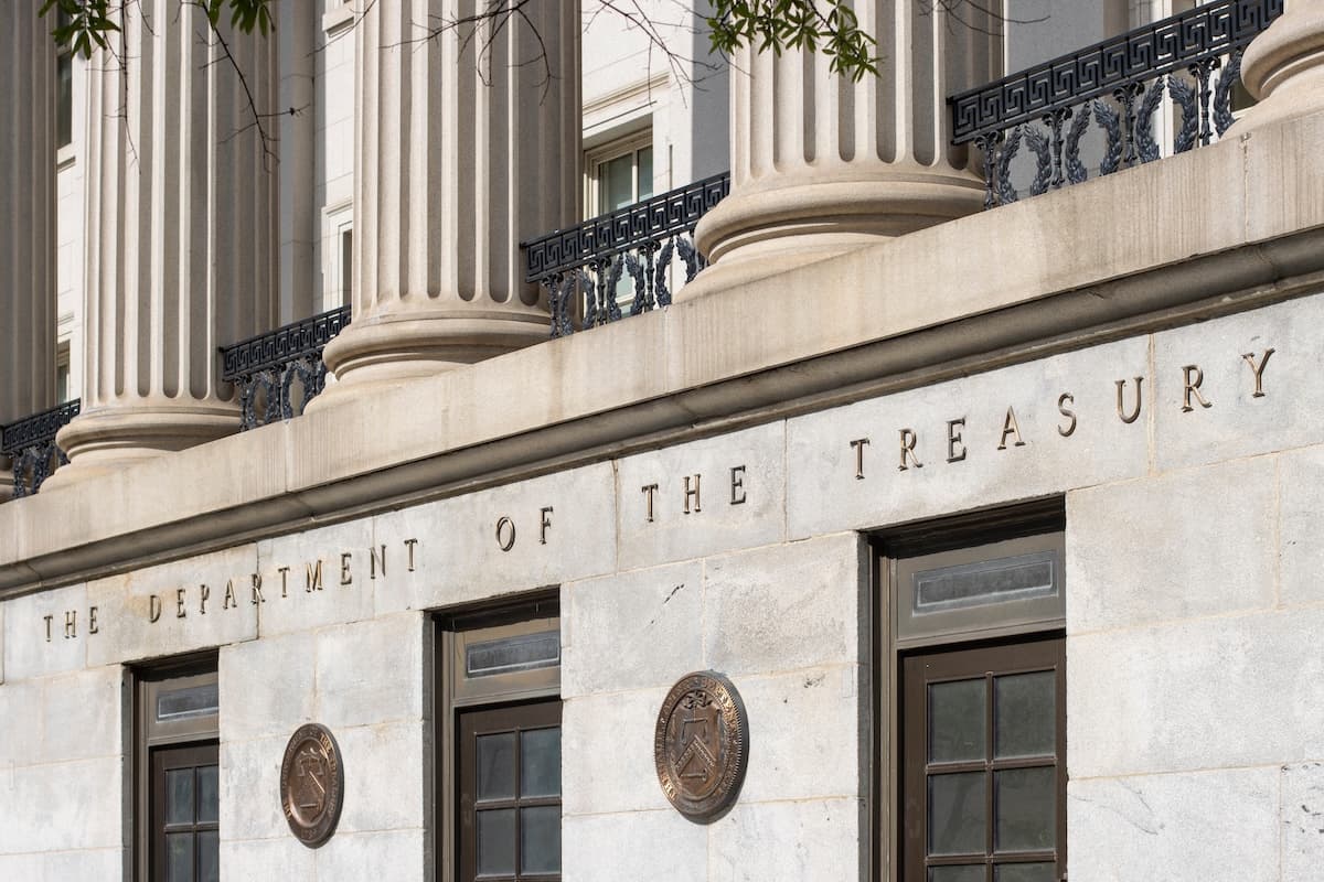 米財務省、イラン利用の影の銀行ネットワークに制裁対応
