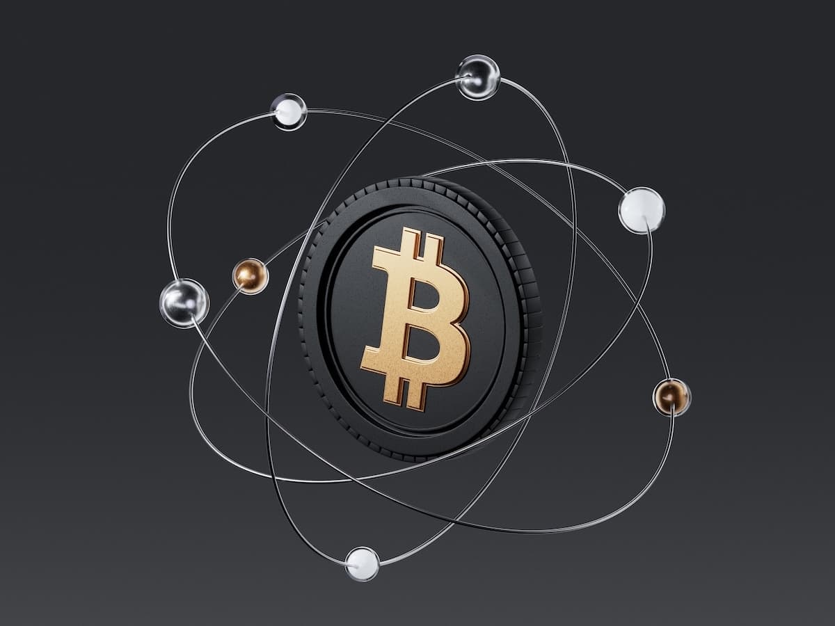 ビットコイン、上昇上位15日を除くと3年間11%の損失に=グレースケール分析